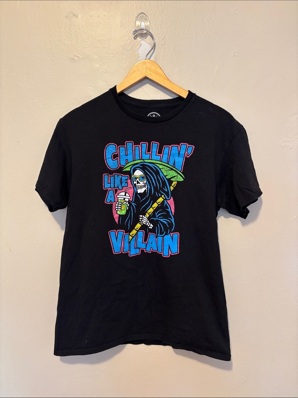 Chillin' Like a Villain Graphic Long Sleeve Tee - Black